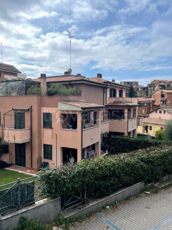 appartamento in vendita ad Ariccia