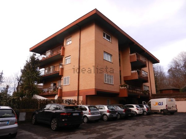 appartamento in vendita ad Ariccia