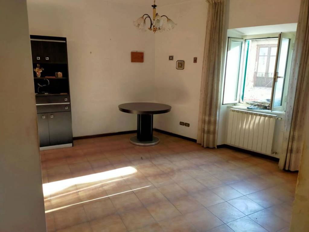 casa indipendente in vendita ad Arsoli