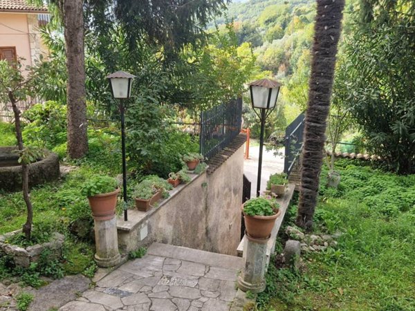 appartamento in vendita ad Arsoli