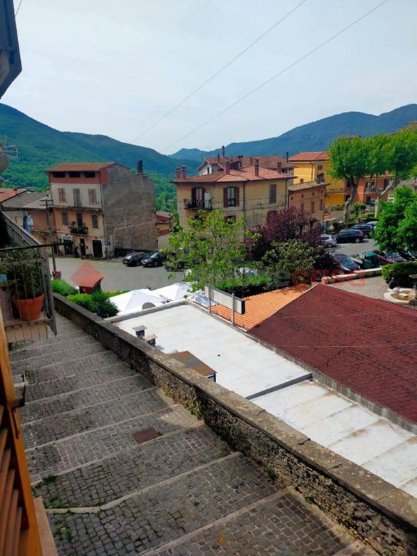 casa indipendente in vendita ad Arsoli