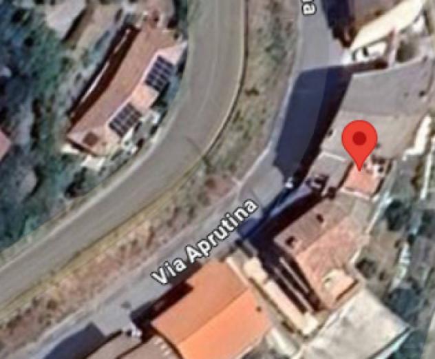 casa indipendente in vendita ad Arsoli