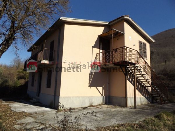 appartamento in vendita ad Arsoli