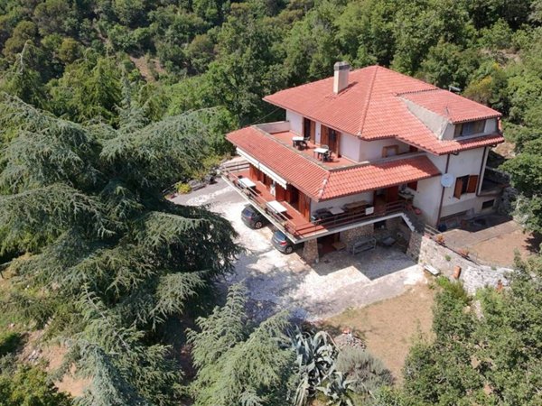 casa indipendente in vendita ad Arsoli