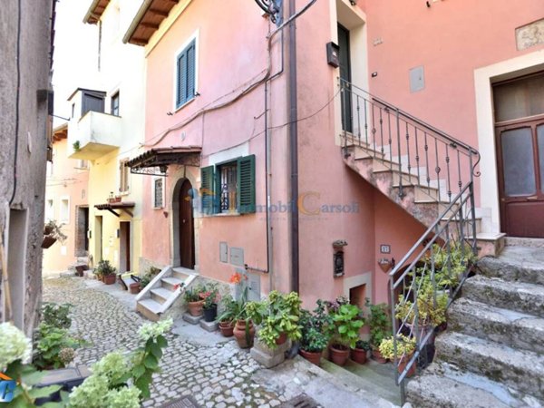 appartamento in vendita ad Arsoli