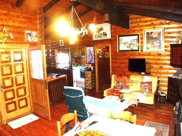 casa indipendente in vendita ad Arsoli