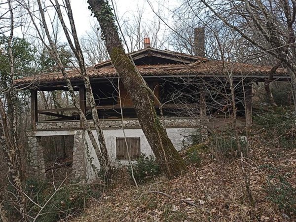 casa indipendente in vendita ad Arsoli