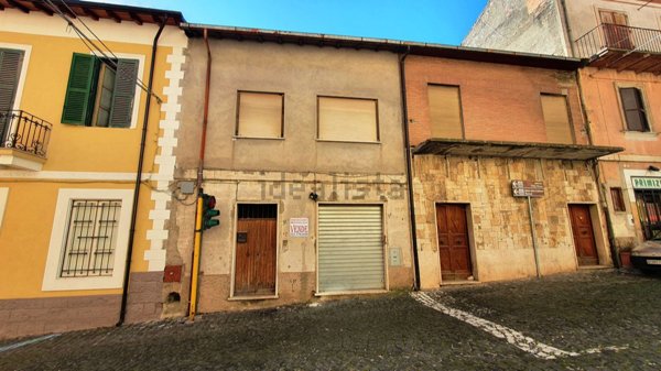 appartamento in vendita ad Arsoli