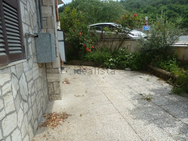 appartamento in vendita ad Arsoli