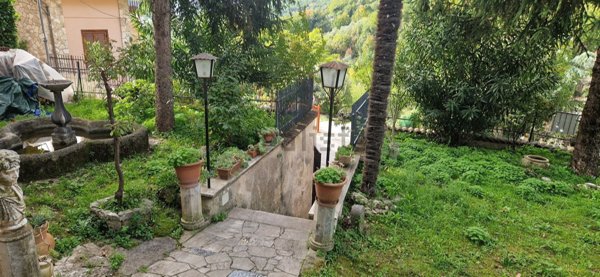 appartamento in vendita ad Arsoli