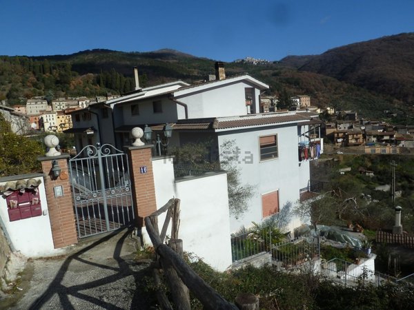 appartamento in vendita ad Arsoli