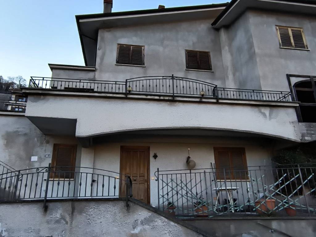 casa indipendente in vendita ad Arsoli