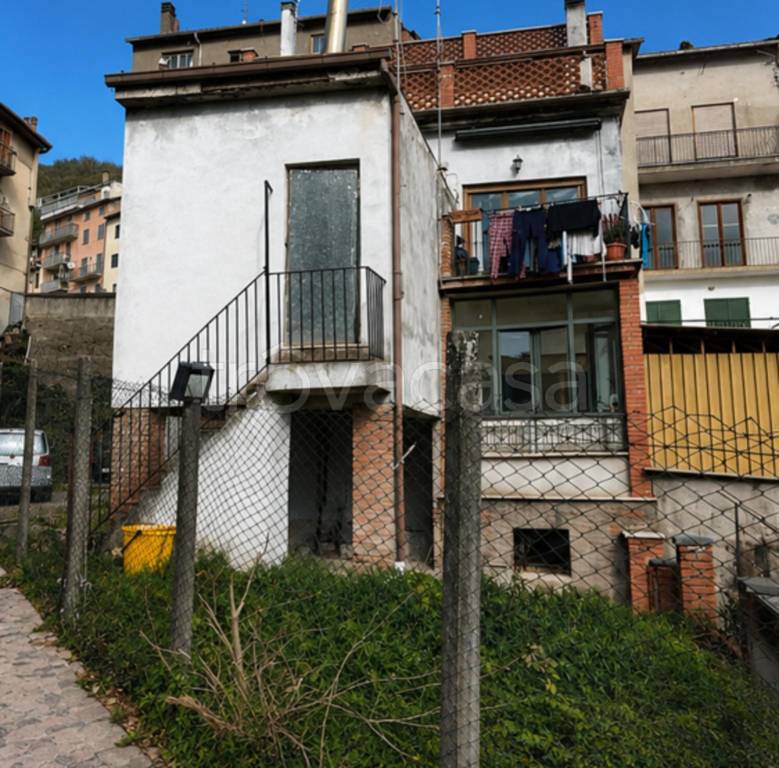 appartamento in vendita ad Arsoli