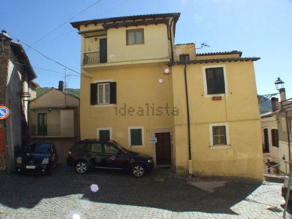 appartamento in vendita ad Arsoli