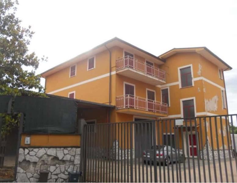 appartamento in vendita ad Artena in zona Abbazia