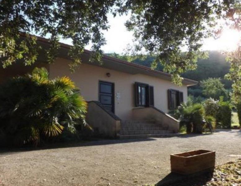 casa indipendente in vendita ad Artena