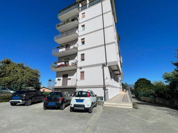 locale di sgombero in vendita ad Artena