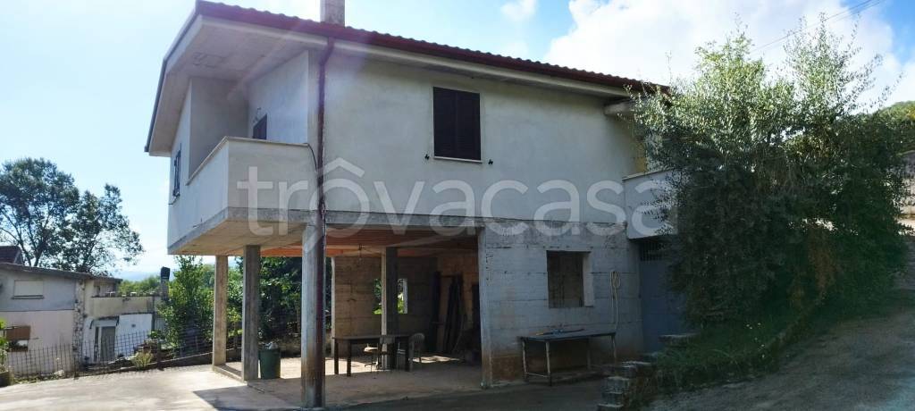 casa indipendente in vendita ad Artena