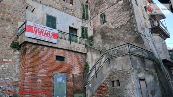 appartamento in vendita ad Artena