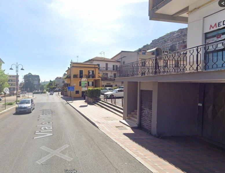 locale commerciale in vendita ad Artena in zona Valli
