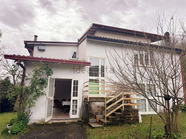 appartamento in vendita ad Artena in zona Maiotini