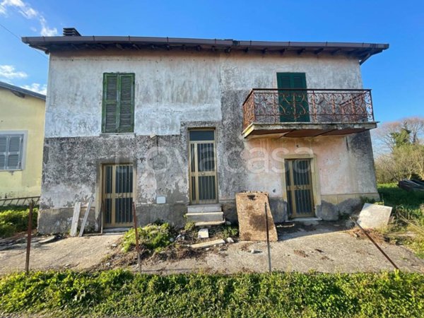 casa indipendente in vendita ad Artena
