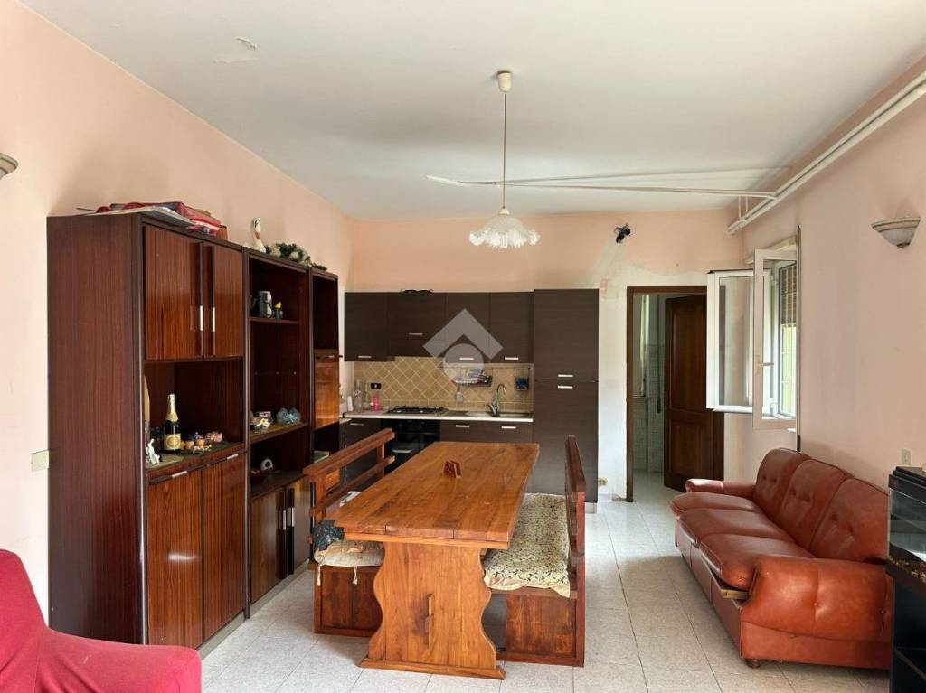 casa indipendente in vendita ad Artena