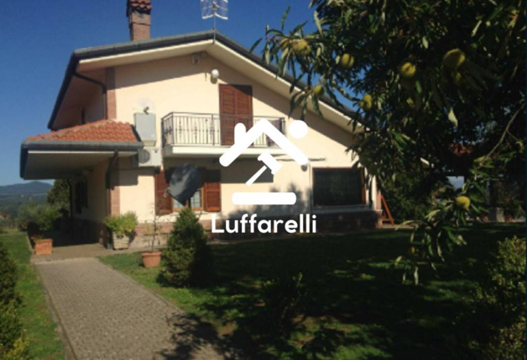 casa indipendente in vendita ad Artena