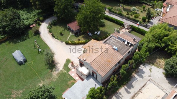 casa indipendente in vendita ad Artena