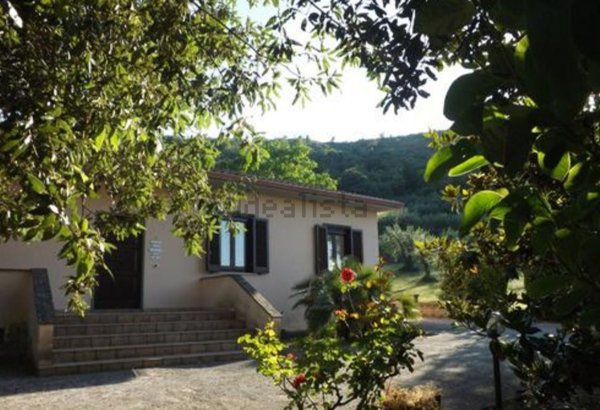 casa indipendente in vendita ad Artena