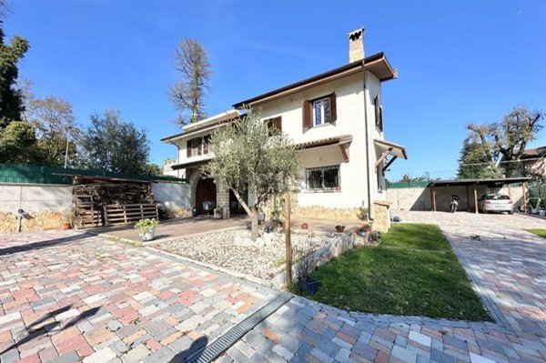 casa indipendente in vendita ad Artena