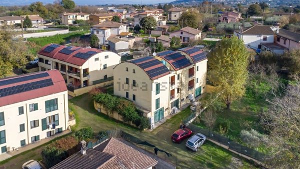 appartamento in vendita ad Artena in zona Macere