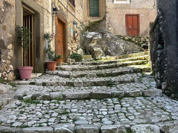appartamento in vendita ad Artena