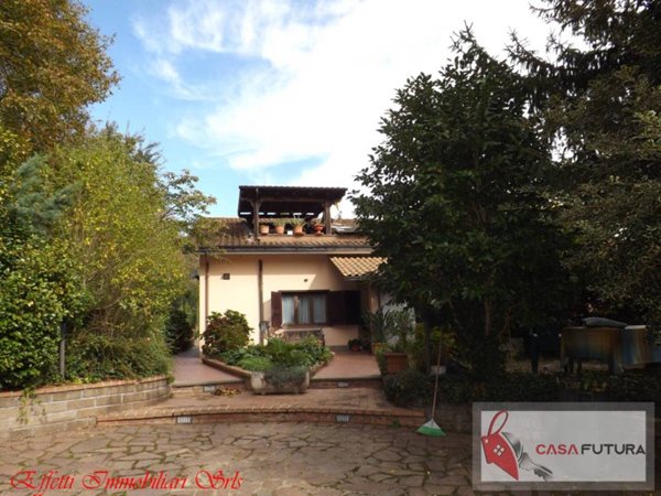 casa indipendente in vendita ad Artena