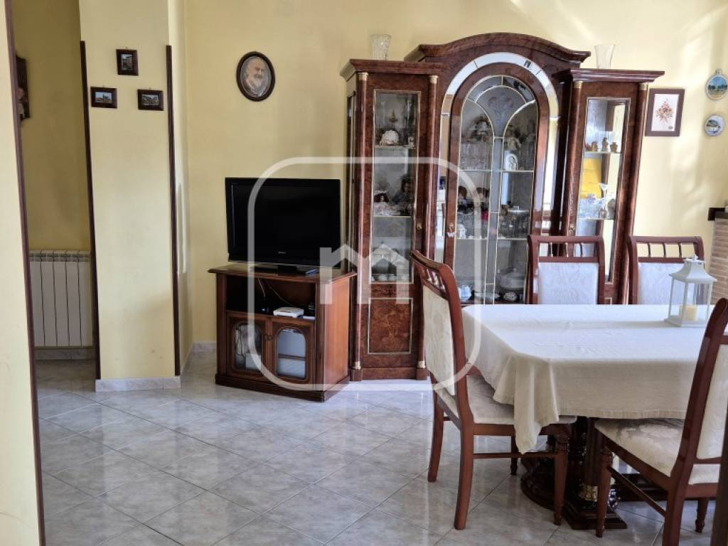 appartamento in vendita ad Artena in zona Macere