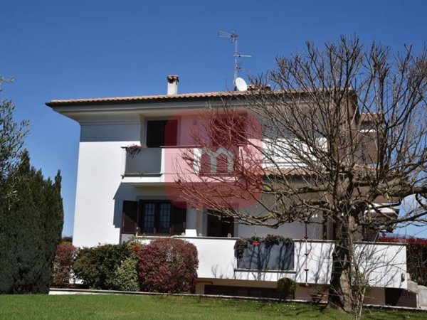 casa indipendente in vendita ad Artena