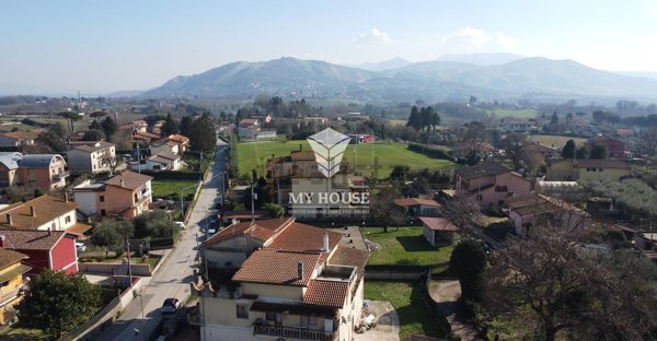appartamento in vendita ad Artena in zona Macere