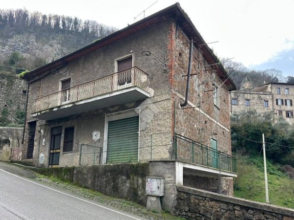 casa indipendente in vendita ad Artena