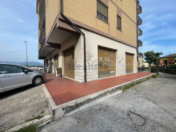 ufficio in vendita ad Artena