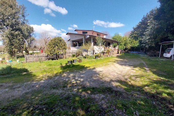 casa indipendente in vendita ad Artena