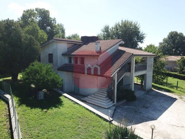 casa indipendente in vendita ad Artena