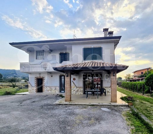 casa indipendente in vendita ad Artena