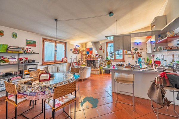 casa indipendente in vendita ad Artena
