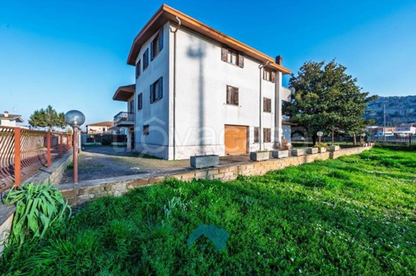 casa indipendente in vendita ad Artena