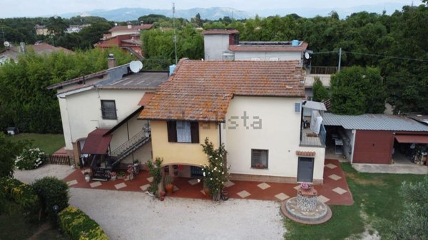 casa indipendente in vendita ad Artena