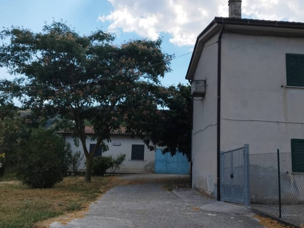 casa indipendente in vendita ad Artena