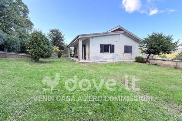 casa indipendente in vendita ad Artena