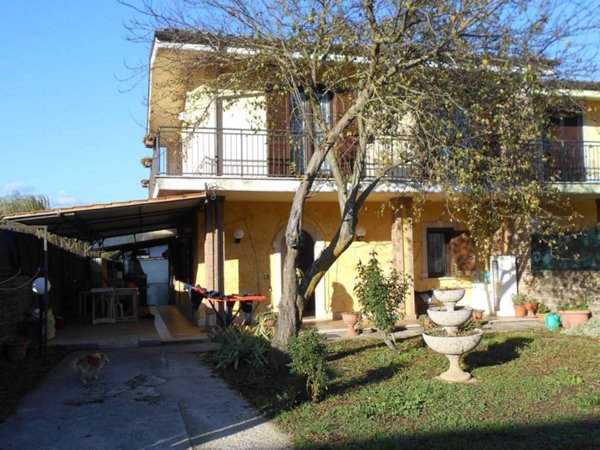 casa indipendente in vendita ad Artena