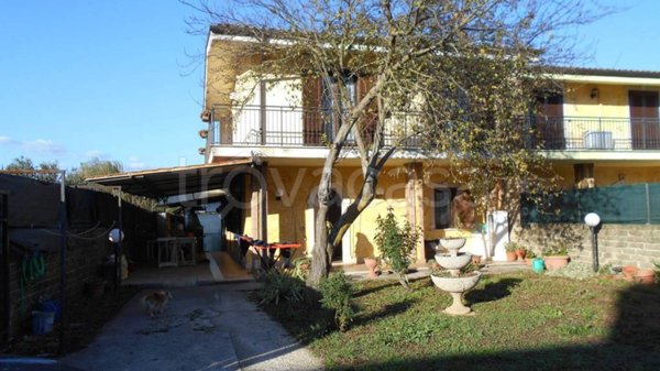 casa indipendente in vendita ad Artena