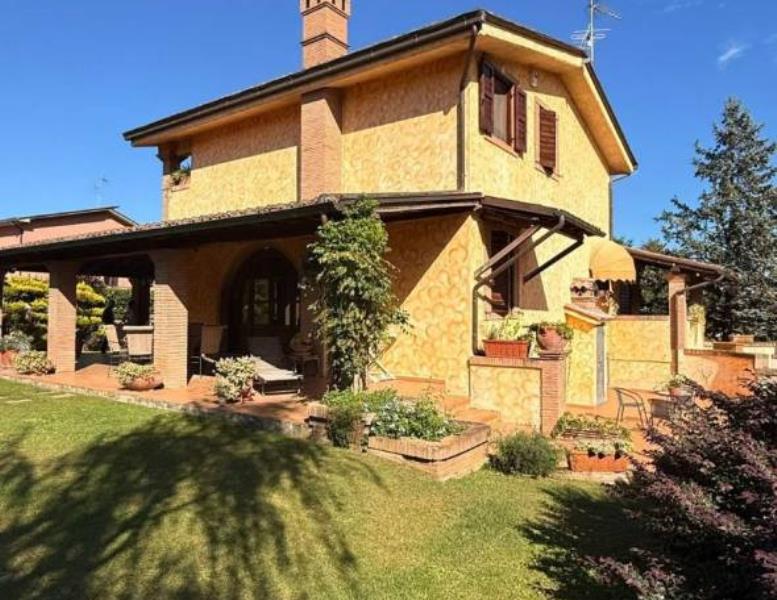 casa indipendente in vendita ad Artena in zona Abbazia